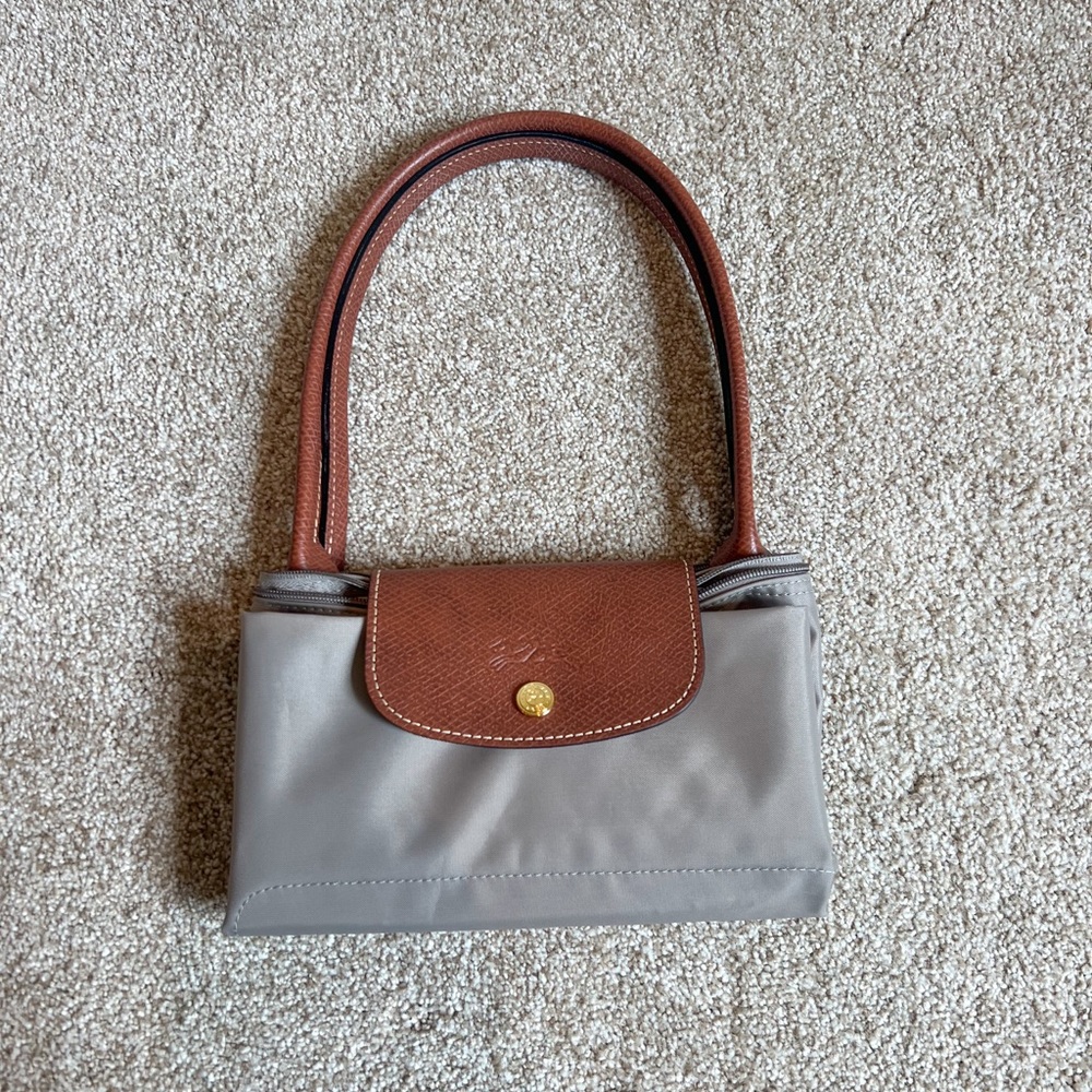Longchamp le pliage shopping modele depose (medium) in great condition!